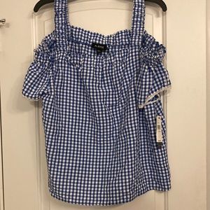 XL A Byer cold shoulder top